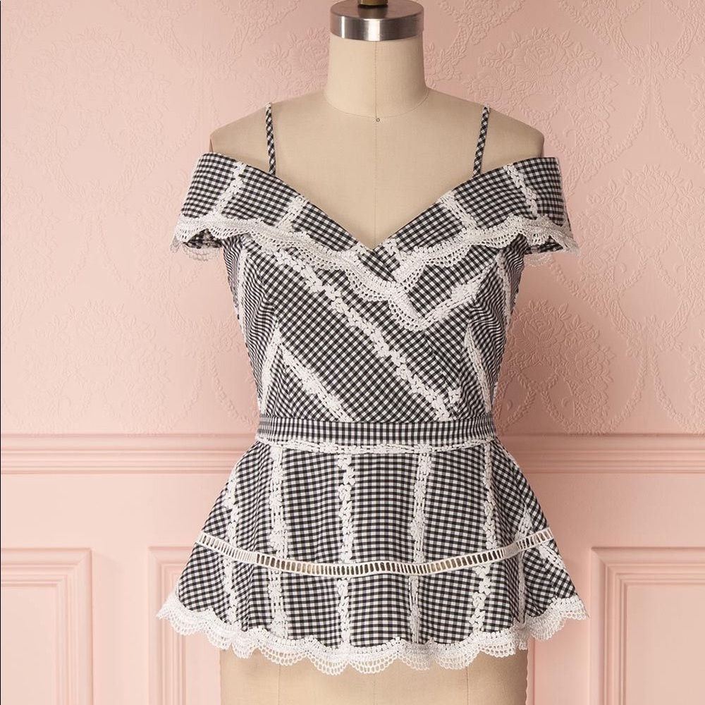 Pretty Off -Shoulder Top